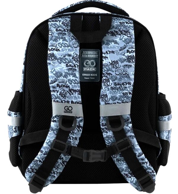 Рюкзак GoPack Education Graffity сірий 37x29x16 см GO25-2606S-5 Ціна (цена) 1 100.00грн. | придбати  купити (купить) Рюкзак GoPack Education Graffity сірий 37x29x16 см GO25-2606S-5 доставка по Украине, купить книгу, детские игрушки, компакт диски 3