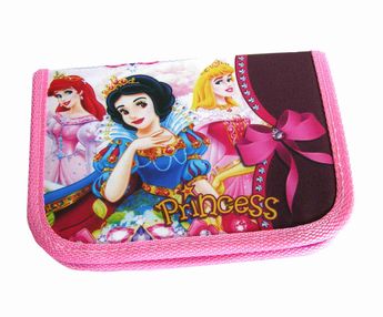пенал Leader артикул 930411 1 відділення 2 відворота "Принцеси" 20х13,5х3см