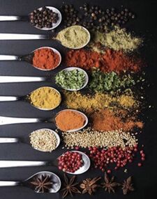 Алмазна мозаїка 40х50 SK85977 Яскраві спеції "Strateg"