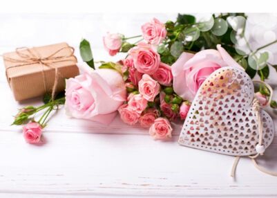 Алмазна мозаїка 30х40 HEG87057 Подарунок з ніжністю "Strateg"