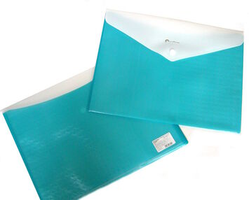 папка пластикова на кнопці формат а-4 на два відділення кольори в асортименті