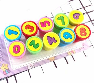 штамп дитячий набір 10 штук цифри 68-1/WB2302