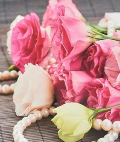 Алмазна мозаїка 40х50 SK88291 Ніжість і розкіш "Strateg"