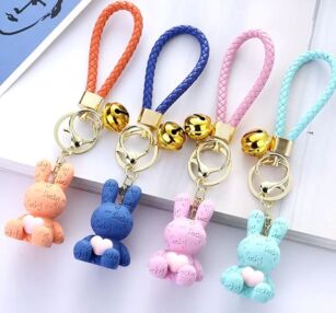 Брелок пластиковий Зайчик 5-24