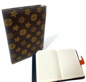 Блокнот А5 120 аркушів шкірзам у клітинку WL25-18